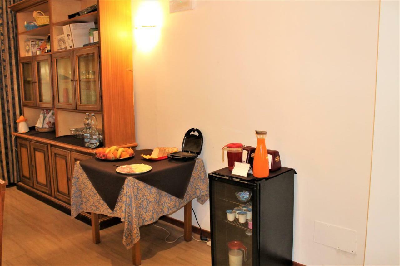 Hotel Santa Lucia Bastia Umbra Bagian luar foto